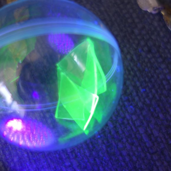 Broken Uranium Glass Inside Plastic Ornament with Metal Necklace - Picture 7 of 10